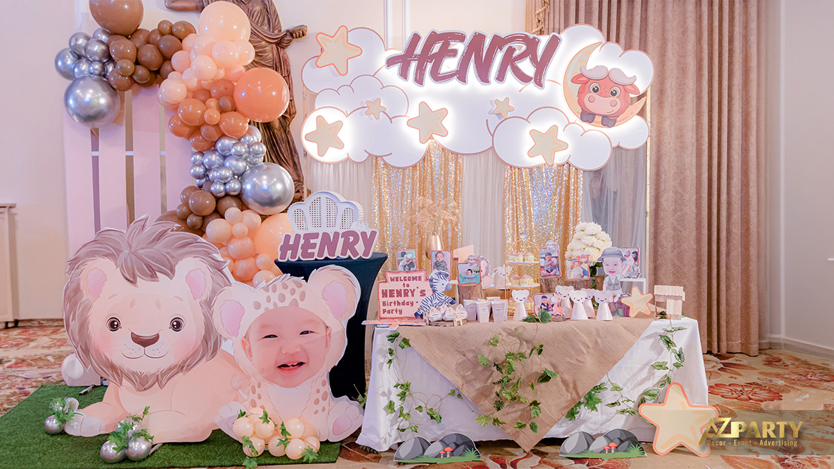 Trang trí tiệc thôi nôi bé Henrry lộng lẫy và ấn tượng