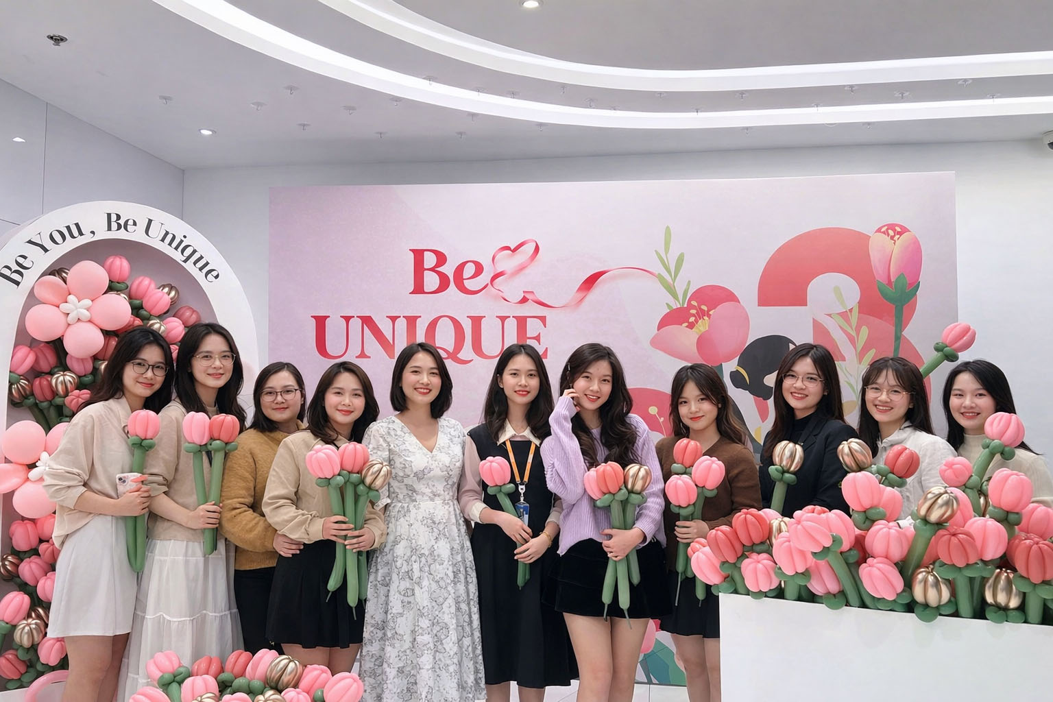 Top Các Ý Tưởng Tổ Chức 8/3 Cho Chị Em Tại Văn Phòng