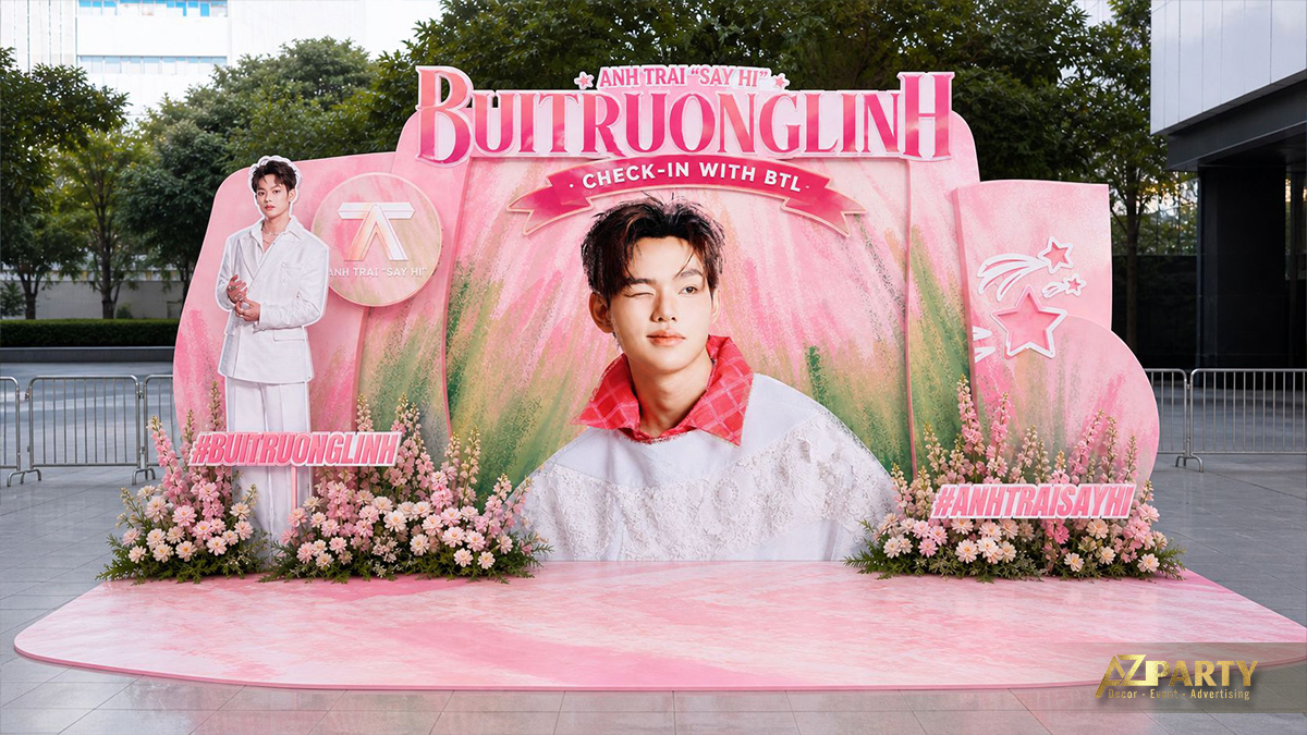 Mẫu booth idol Bùi Trường Linh