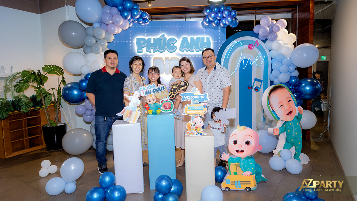 Trang trí bong bóng nghệ thuật đẹp mắt tại tiệc sinh nhật bé Phúc Anh