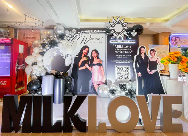 Booth fanmeeting sự kiện MilkLove - GMMTV FANDAY 14 tại Việt Nam