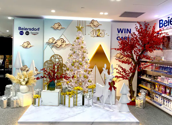 Trang Trí Noel Văn Phòng Beiersdorf – Không Gian “Xứ Sở Băng Giá” Giữa Lòng Thành Phố