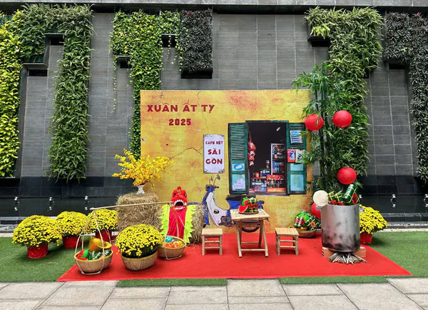 Trang trí Tết hoài niệm phong cách Sài Gòn xưa tại Linden Residence