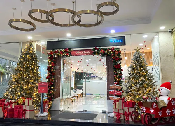 Trang Trí Noel Công Ty Cosco Shipping Lines – Sắc Màu Giáng Sinh Cổ Điển
