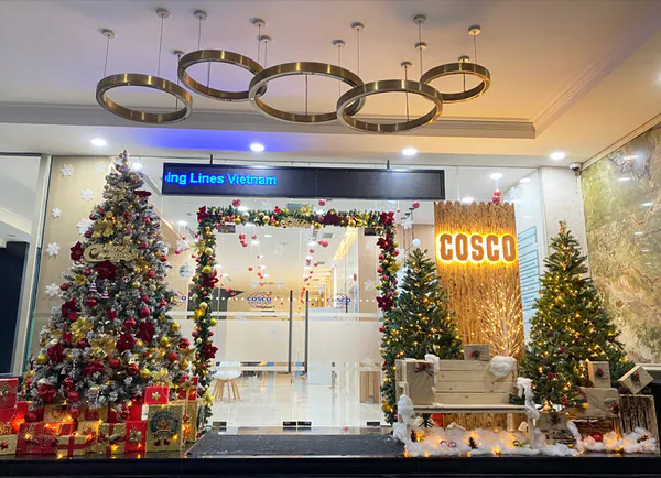 Mang lễ hội Noel đến Cosco với tiểu cảnh được trang trí công phu