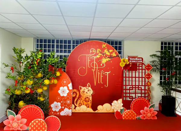 VietinBank đón tết Nguyên Đán với tiểu cảnh check - in lộng lẫy