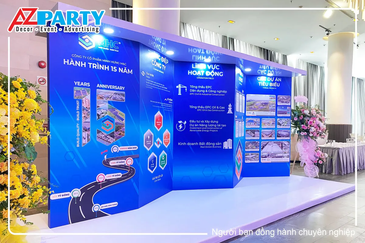 Góc chup bên trái của booth giới thiệu thông tin