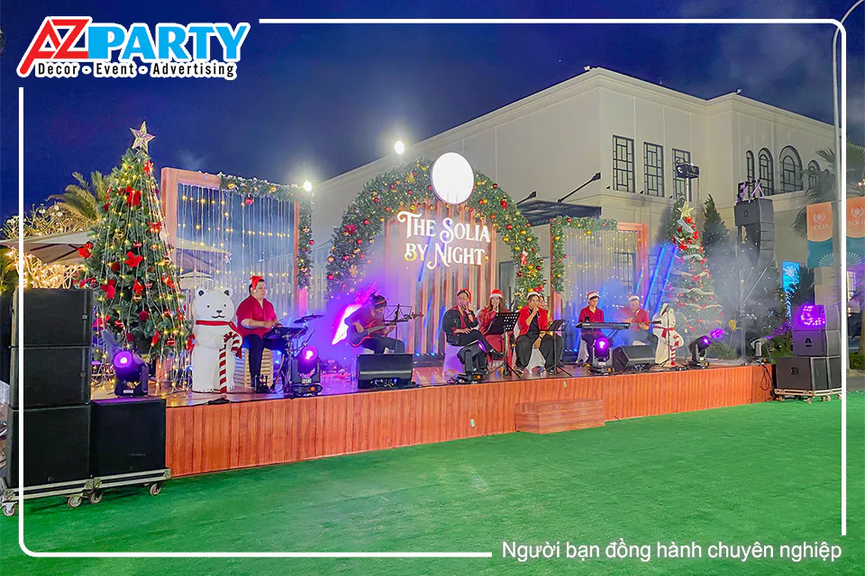 Hiệu ứng ánh sáng sân khấu lung linh tại sự kiện đêm hội giáng sinh The Solia
