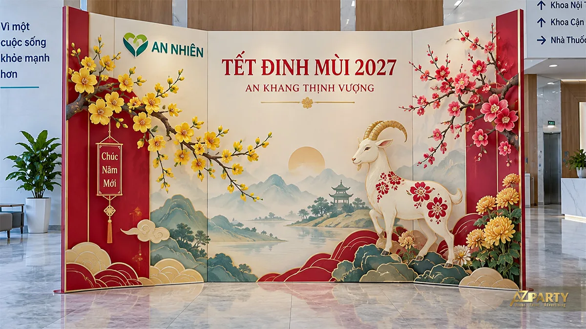 Backdrop sảnh bệnh viện tông kem đỏ với hoa mai đào và tranh hồ núi