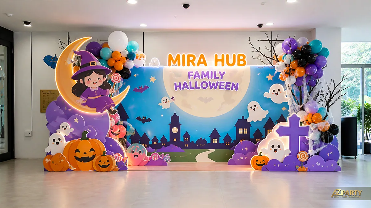 Backdrop Halloween gia đình màu xanh tím với phù thủy nhỏ, ma, bí ngô và bóng