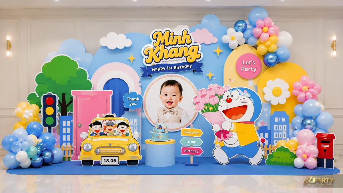 Backdrop Doraemon thành phố pastel có xe buýt, bảng tên bé và bóng bay nhiều màu