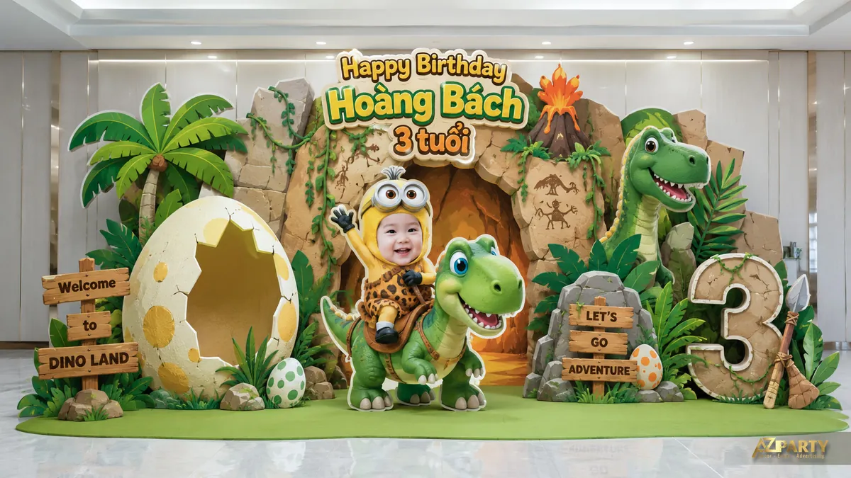 Backdrop sinh nhật Minions safari khủng long với rừng xanh, trứng khủng long và bé hóa thân thám hiểm