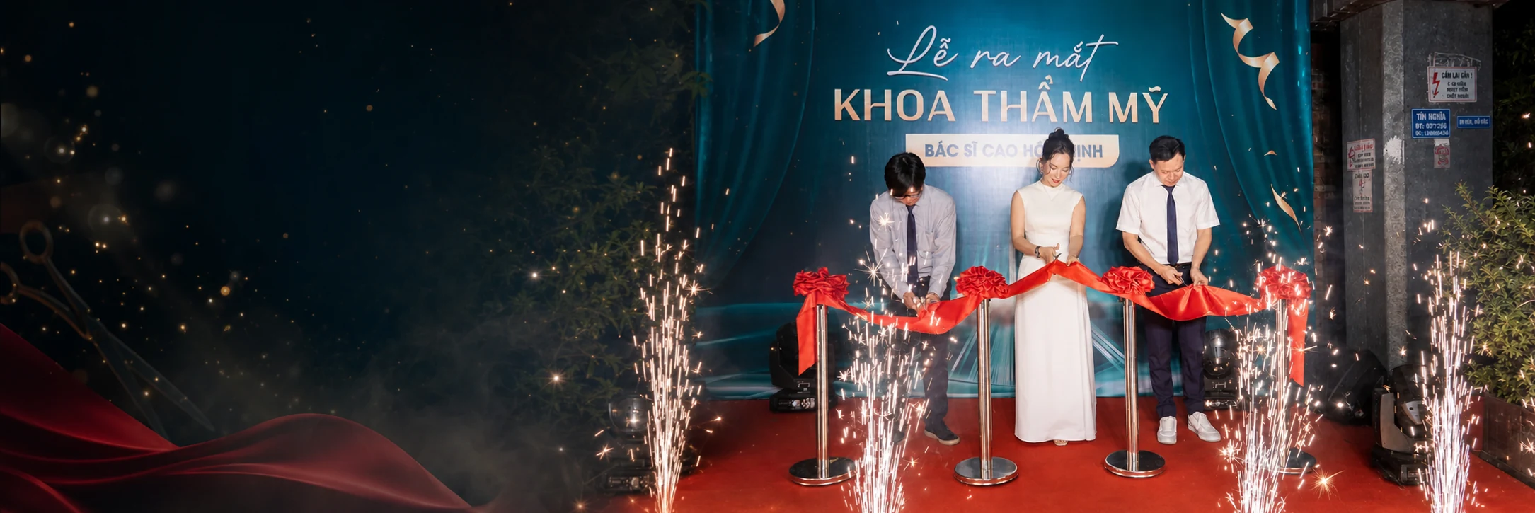 Khai trương