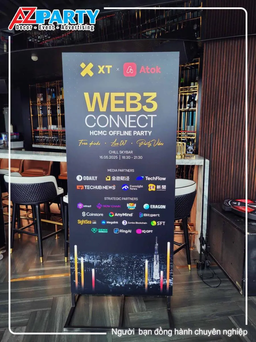 standee tại sự kiện web3connect