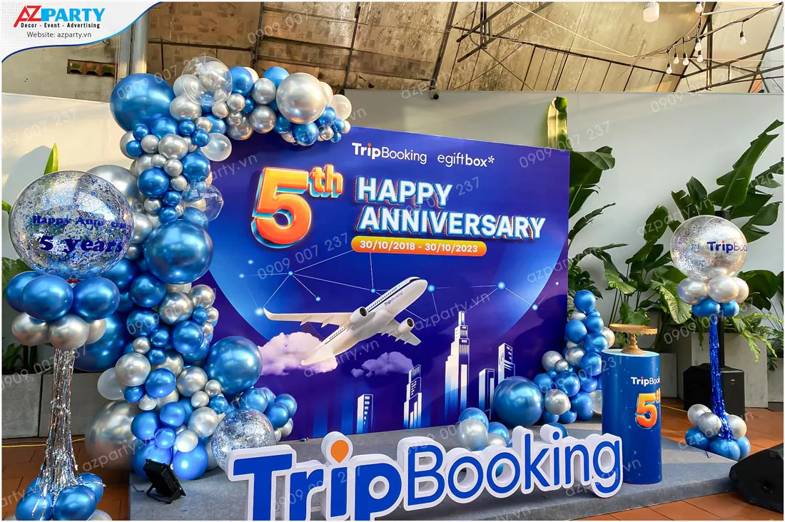 Góc chụp bên trái của booth Tripbooking