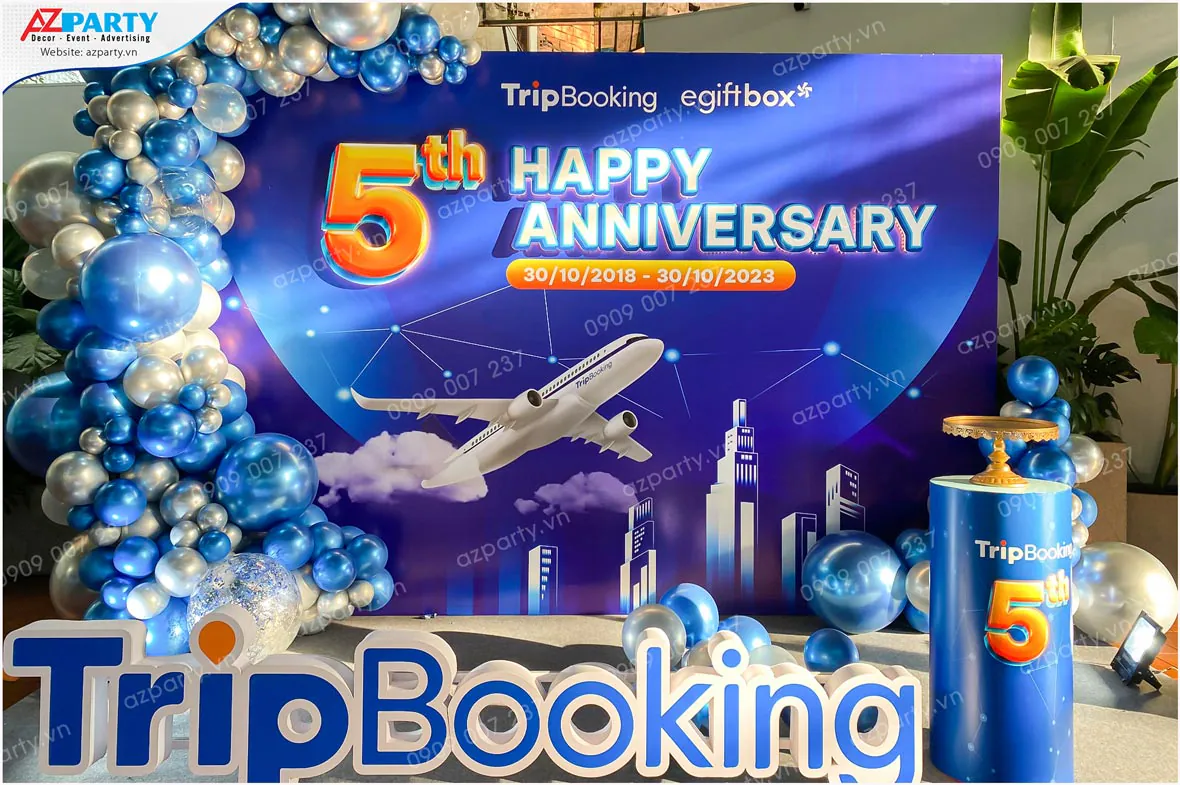 Cận cảnh booth Tripbooking