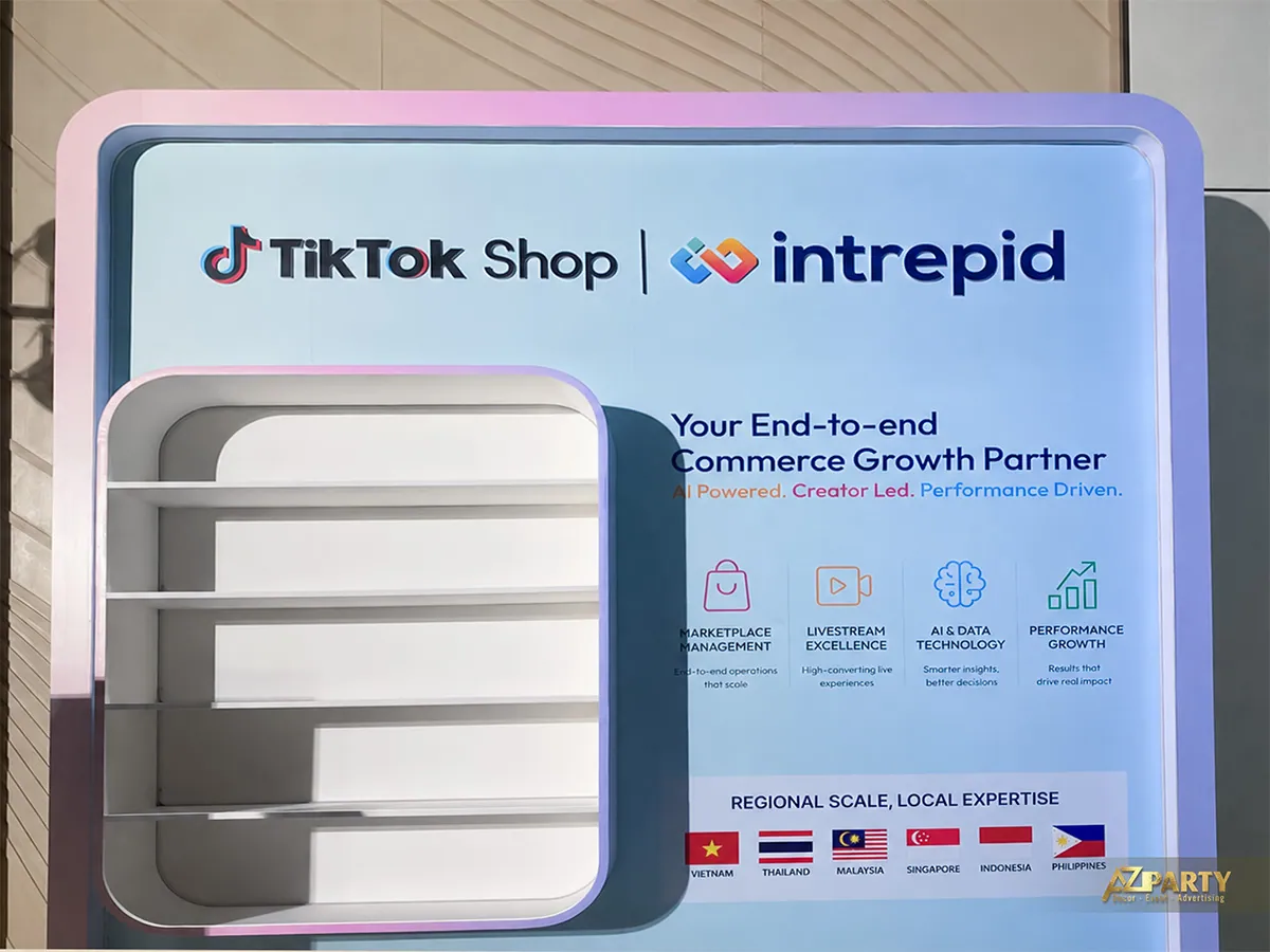 Chi tiết vách booth Intrepid giới thiệu bốn nhóm giải pháp và sáu thị trường Đông Nam Á