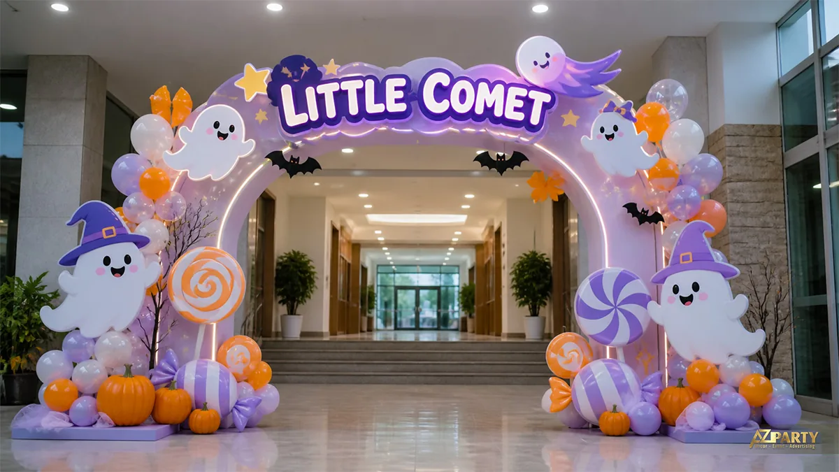 Cổng Halloween màu tím pastel dành cho trẻ em với kẹo mút, ma nhỏ và bí ngô