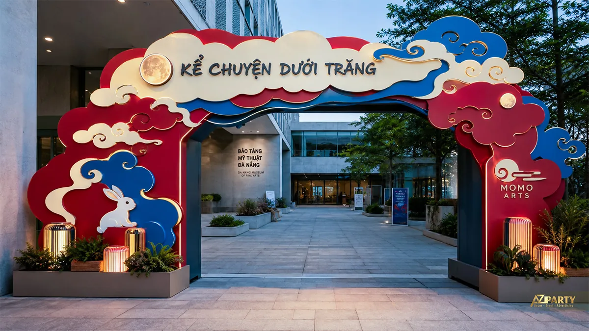 Cổng mây đỏ xanh kể chuyện dưới trăng