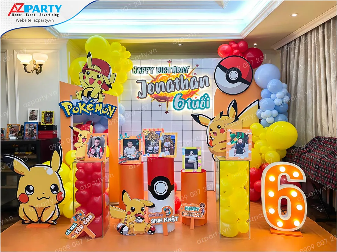 Trang trí sinh nhật chủ đề Pokemon cho bé Jonathan tròn 6 tuổi rực rỡ với mô hình Pikachu dễ thương, bóng Pokeball, chữ số 6 gắn đèn LED lớn cùng bong bóng màu vàng, đỏ và xanh dương.