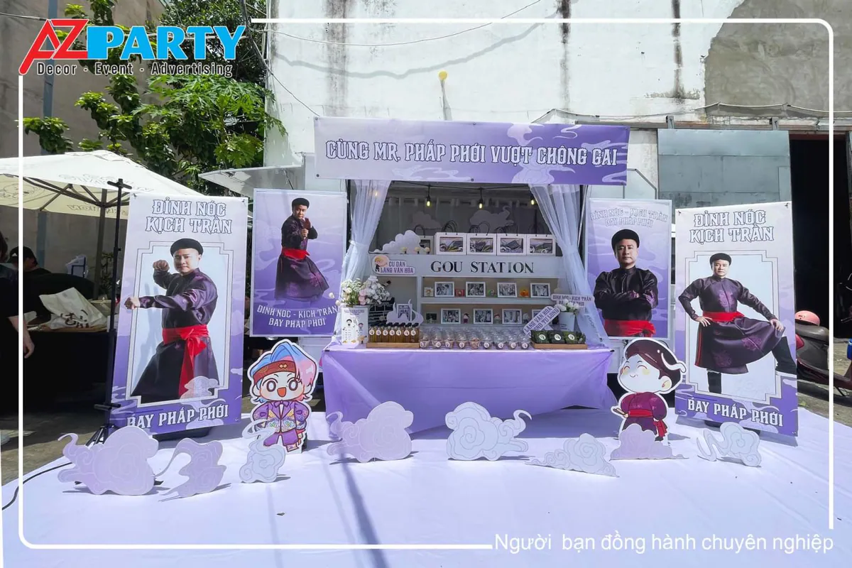 Một booth idol Tự Long khác do fan thiết kế dành tặng
