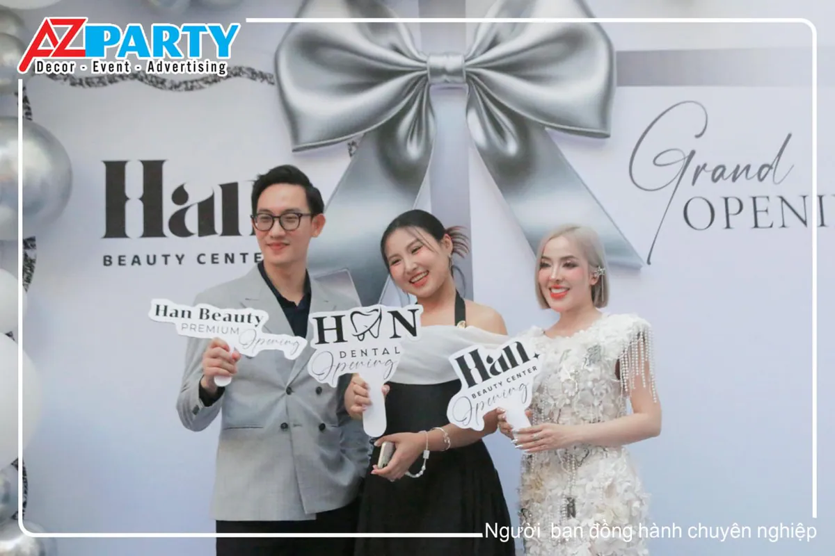 Koc checkin sự kiện khai trương Han Beauty 