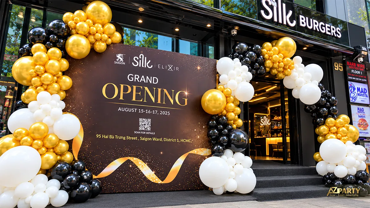 Góc chụp xiên cụm trang trí khai trương tại Silk