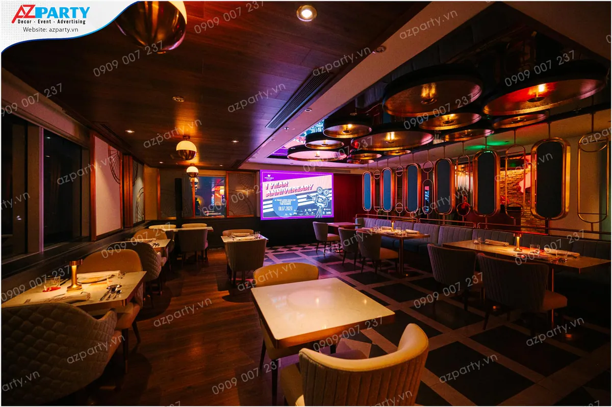 trang trí tiệc kỷ niệm