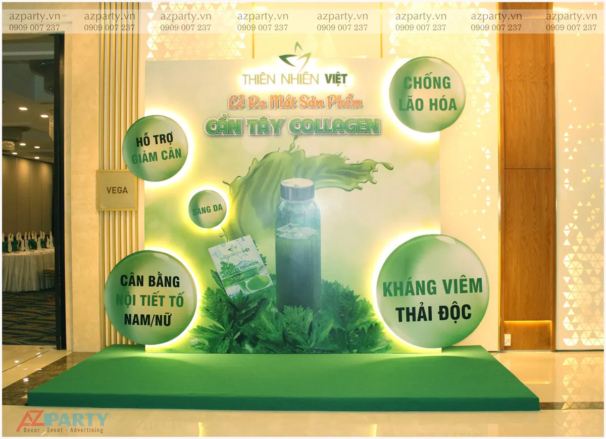 Chi tiết backdrop nhỏ giới thiệu các công dụng chính của Cần Tây Collagen như hỗ trợ giảm cân, sáng da, kháng viêm thải độc.