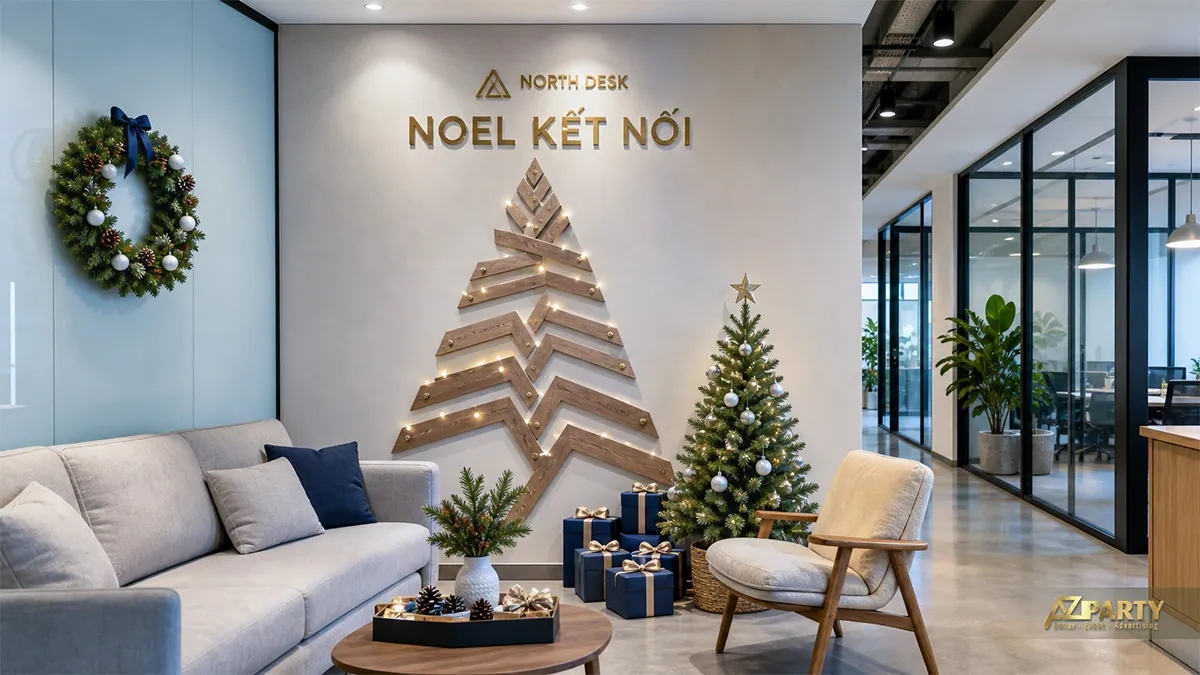 Lounge văn phòng với mảng cây gỗ, quà tặng và cây Noel