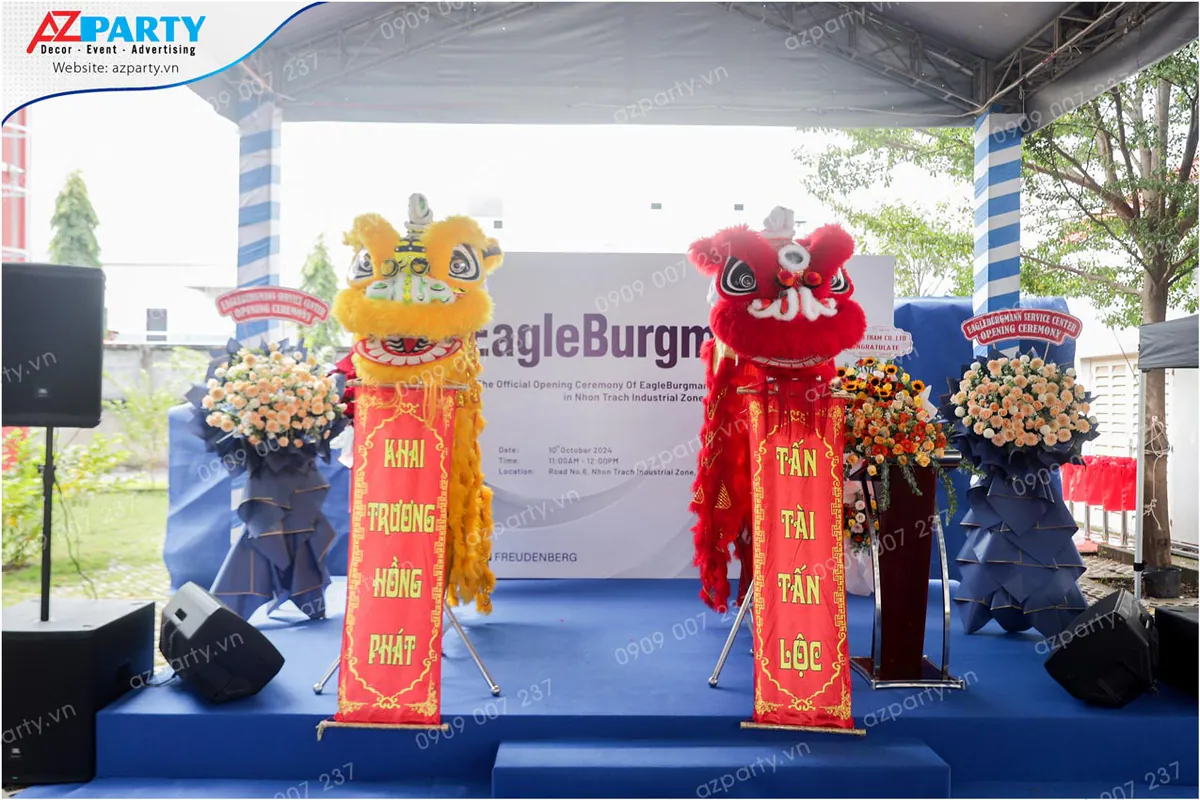 Màn biểu diễn lân sư rồng chào mừng lễ khánh thành nhà máy EagleBurgmann may mắn.