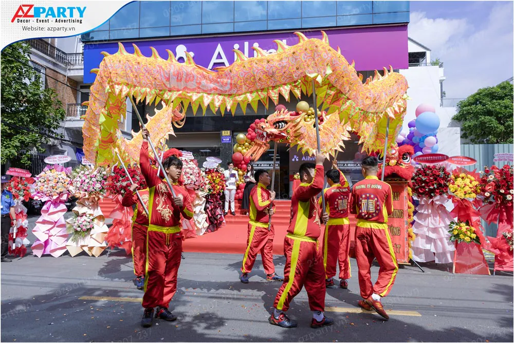 Múa rồng hoành tráng chào mừng lễ khai trương công ty Ailink tại quận Bình Thạnh