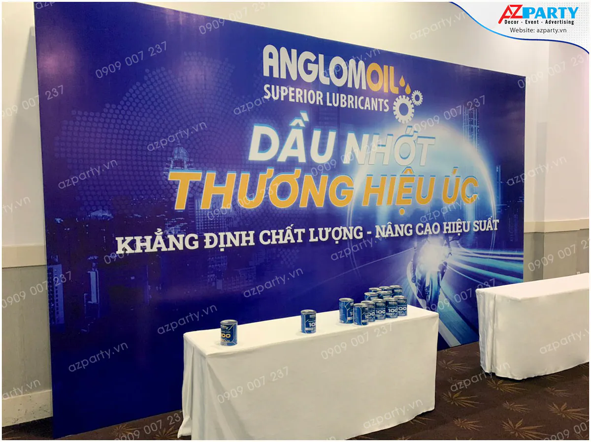 một booth khác với tone màu xanh dương chất liệu hiflex