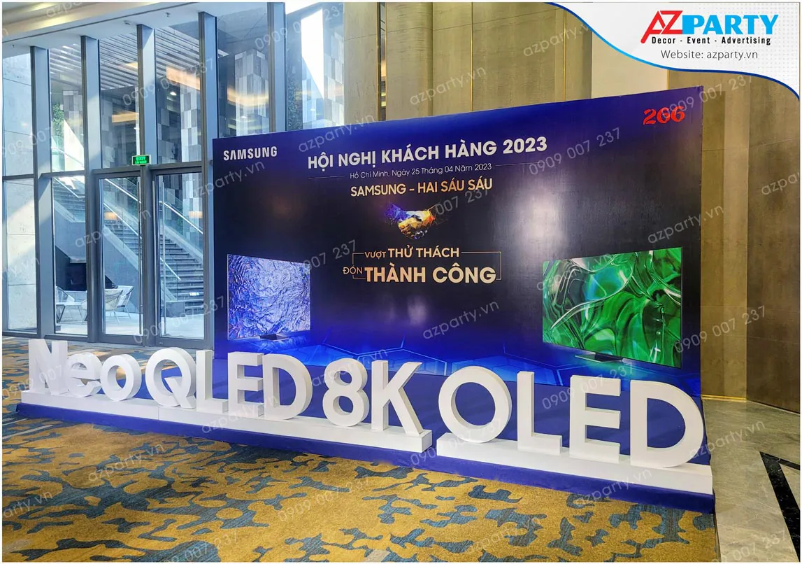 Góc chụp bên phải của booth