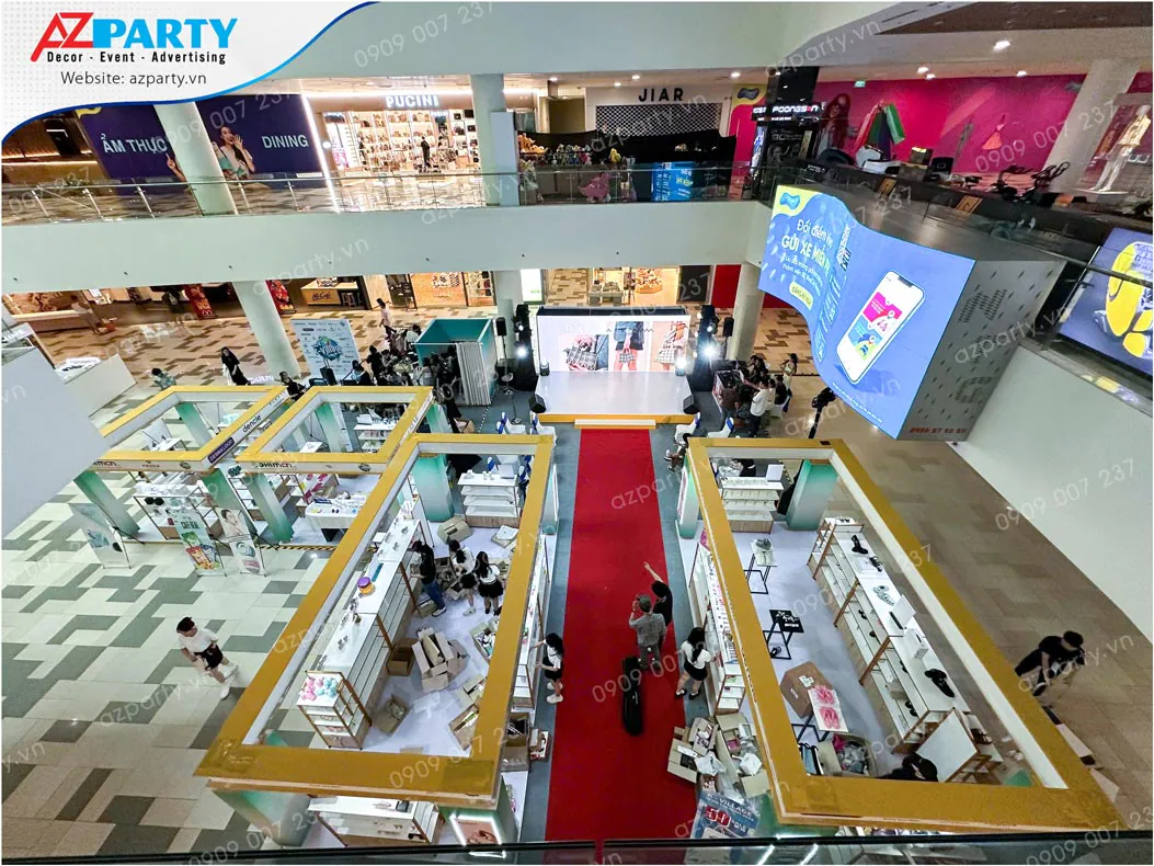 ảnh chụp booth trong sự kiện K-Village từ trên cao 