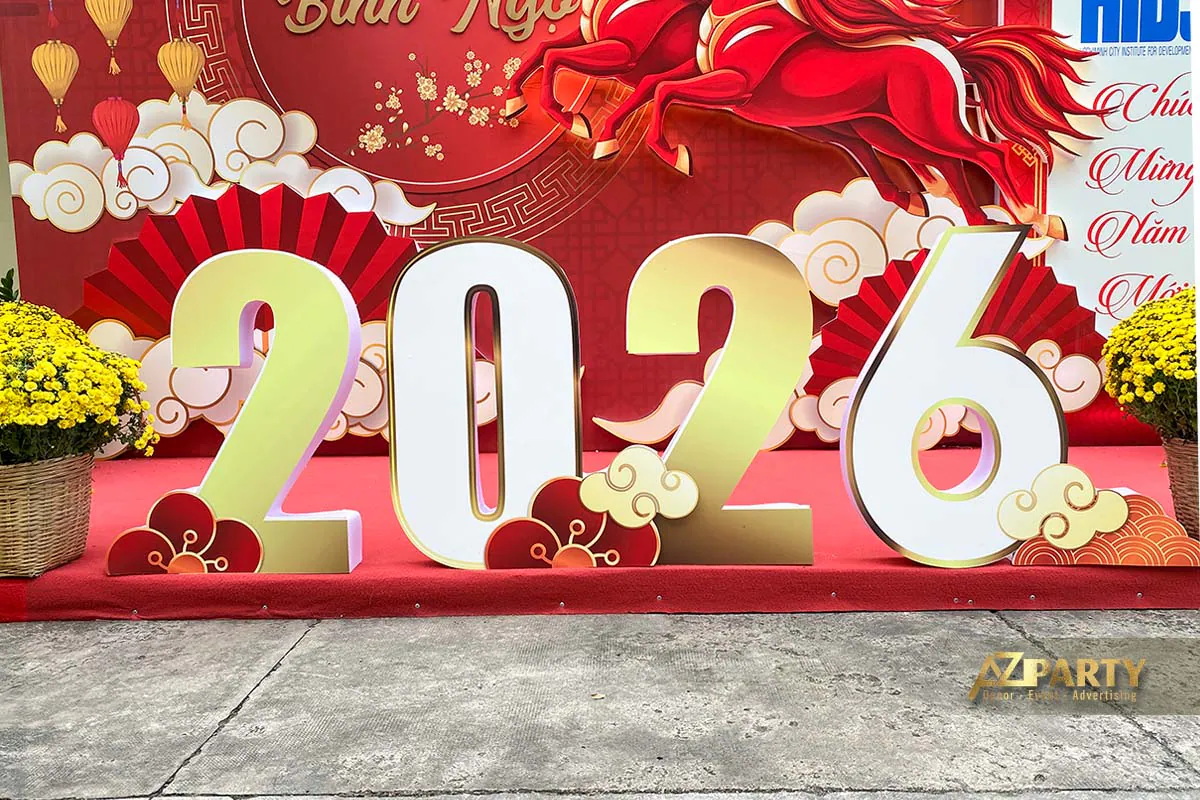 Bộ chữ 2026 ốp nổi độc đáo của tiểu cảnh Tết