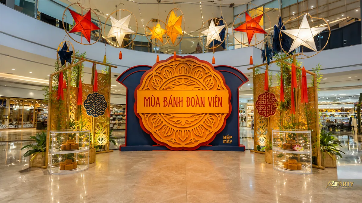Vách bánh Trung Thu và đèn ông sao