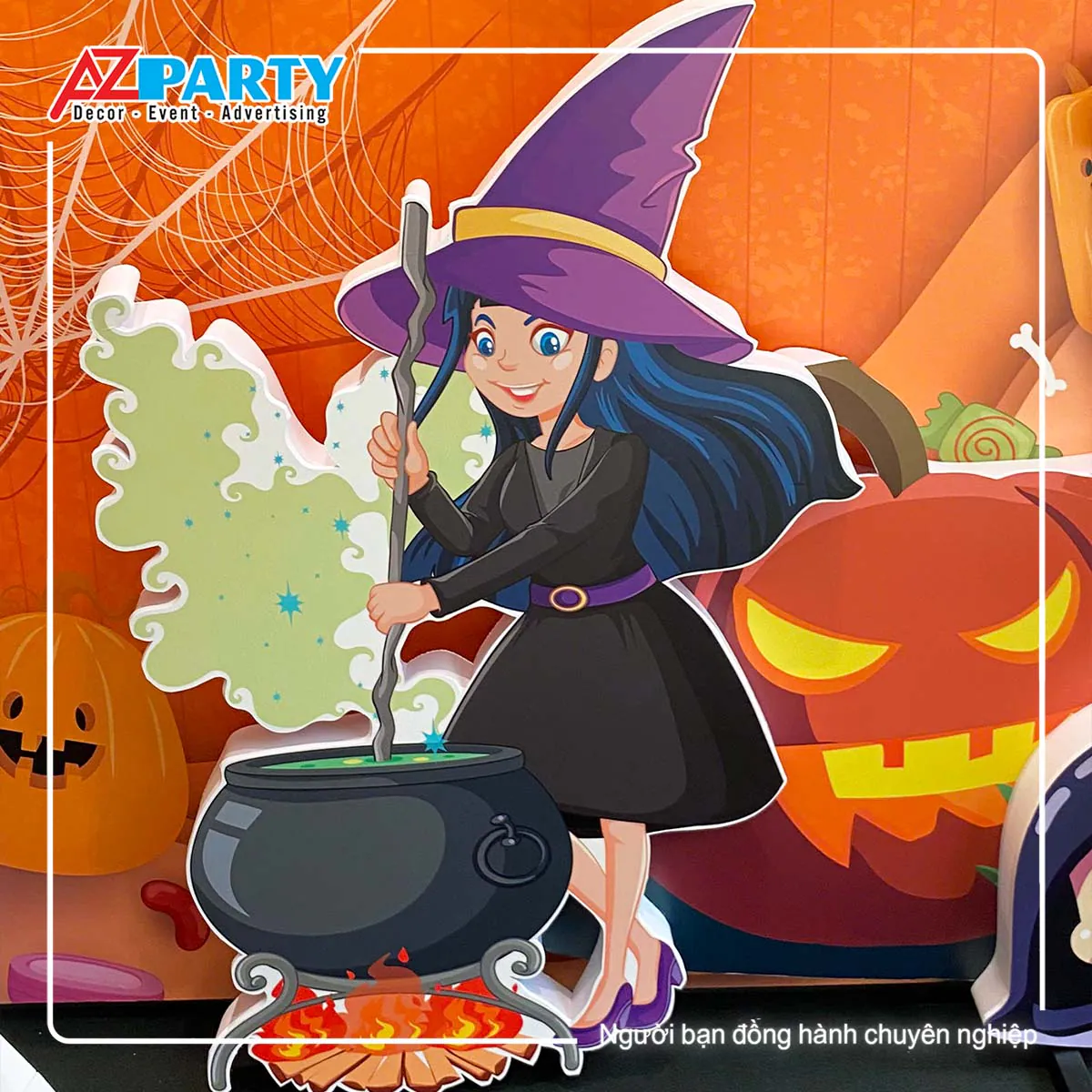 phủ thủy nữ halloween đang nấu thuốc