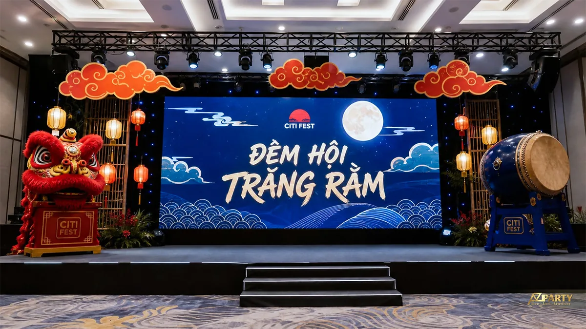Sân khấu đầu lân trống hội đỏ xanh