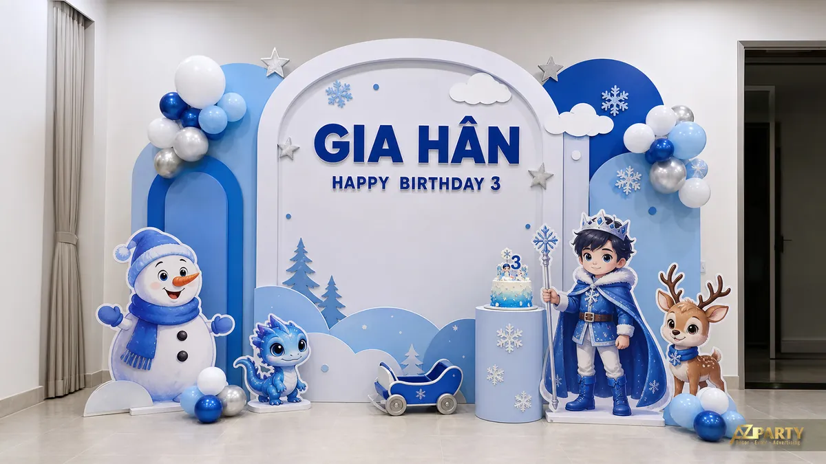 Góc sinh nhật bé Gia Hân với người tuyết, tuần lộc và các nhân vật mùa đông màu xanh trắng