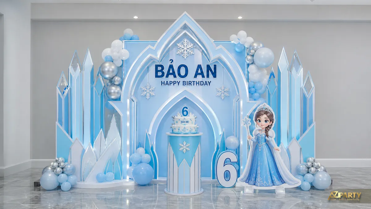 Góc tiệc bé Bảo An 6 tuổi với Elsa và tòa lâu đài băng xanh đối xứng