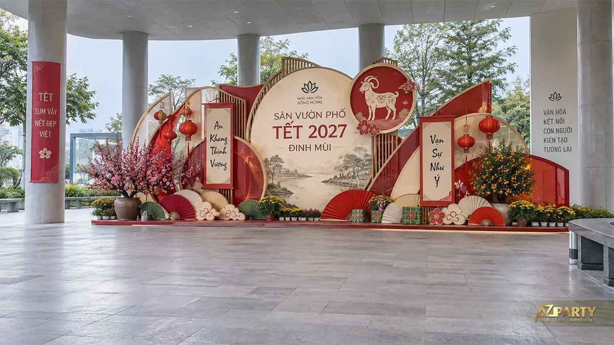 Tiểu cảnh Tết quy mô lớn tại sảnh khu đô thị với vách uốn lớp, tranh phong cảnh, dê, đào và quất
