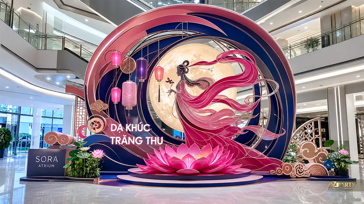 Chị Hằng trong khung tròn tím hồng