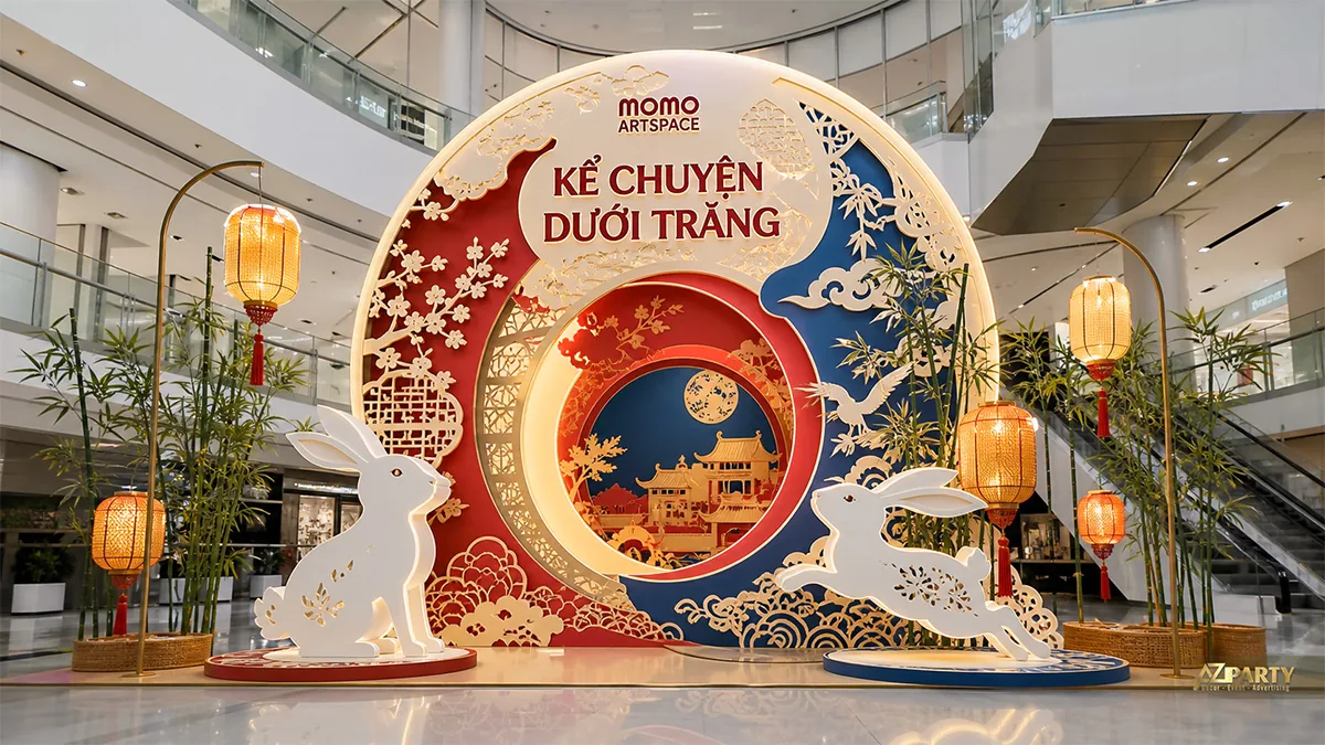 Vách kể chuyện dưới trăng đỏ trắng
