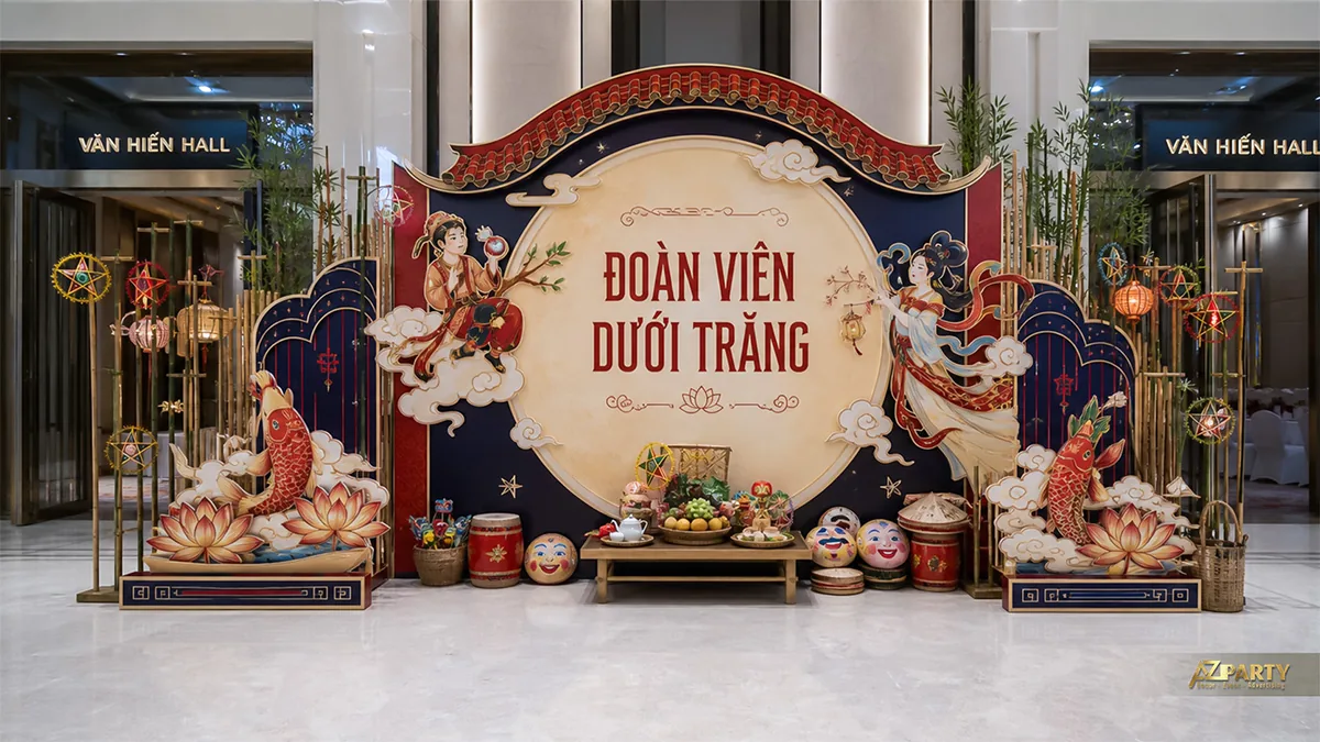 Vách đoàn viên dưới trăng đỏ xanh