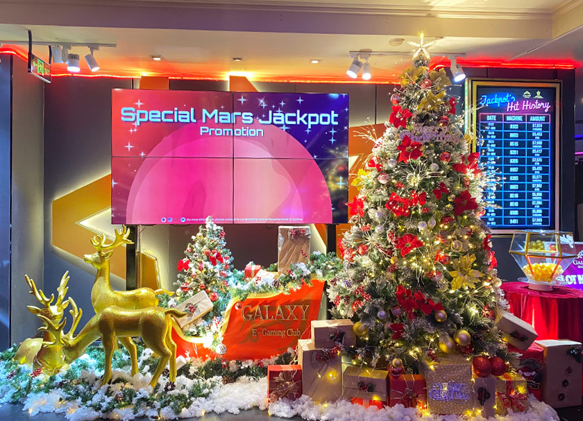 Trang trí Galaxy rực rỡ sắc màu trước thềm lễ hội Noel cuối năm