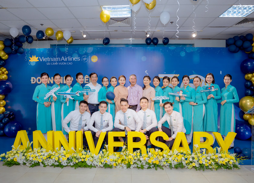 Hân hoan lễ kỷ niệm 30 năm thành lập Tổ Bay Vietnam Airlines