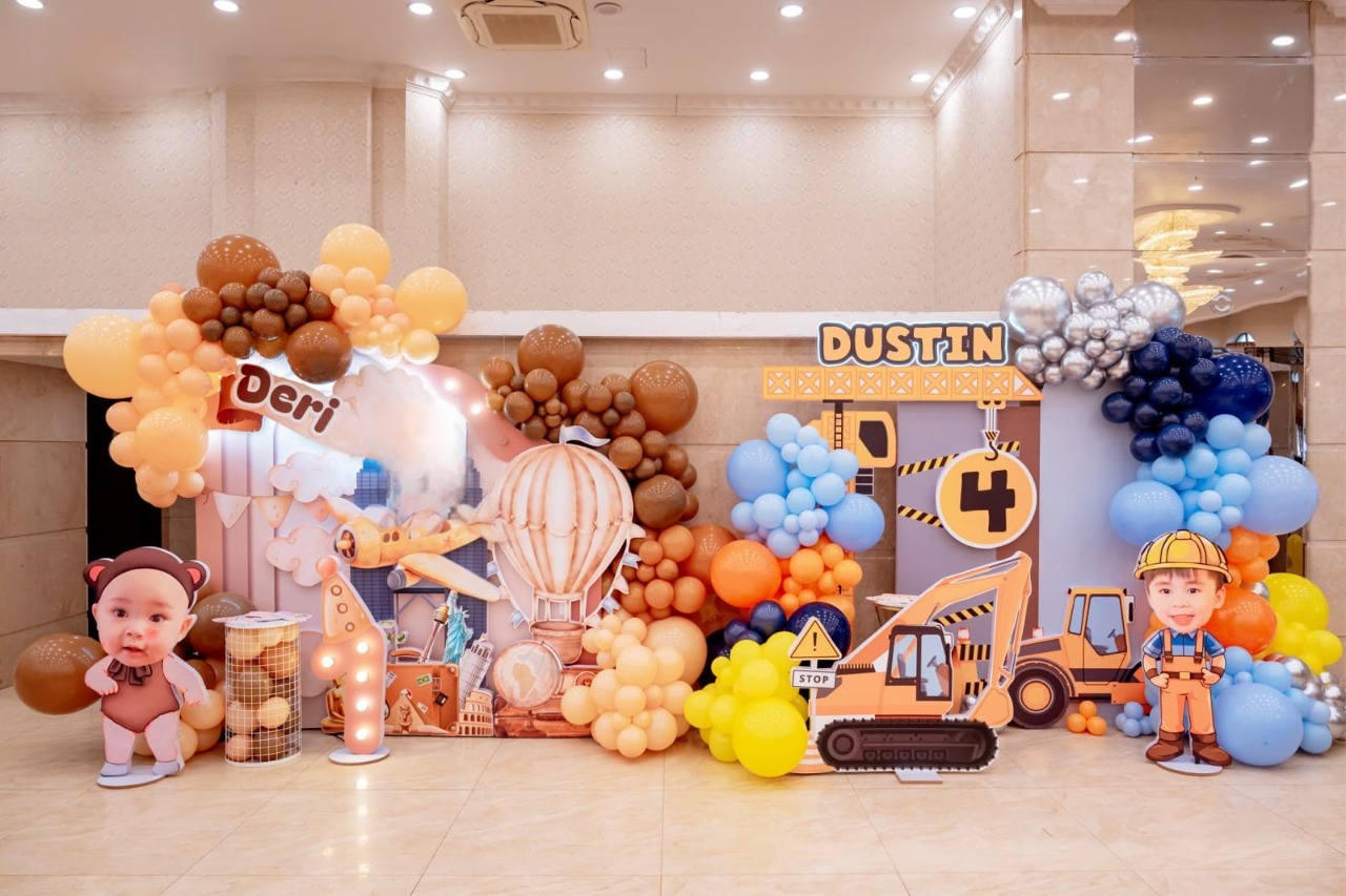 Khám phá thế giới mộng mơ của đôi bạn siêu nhí