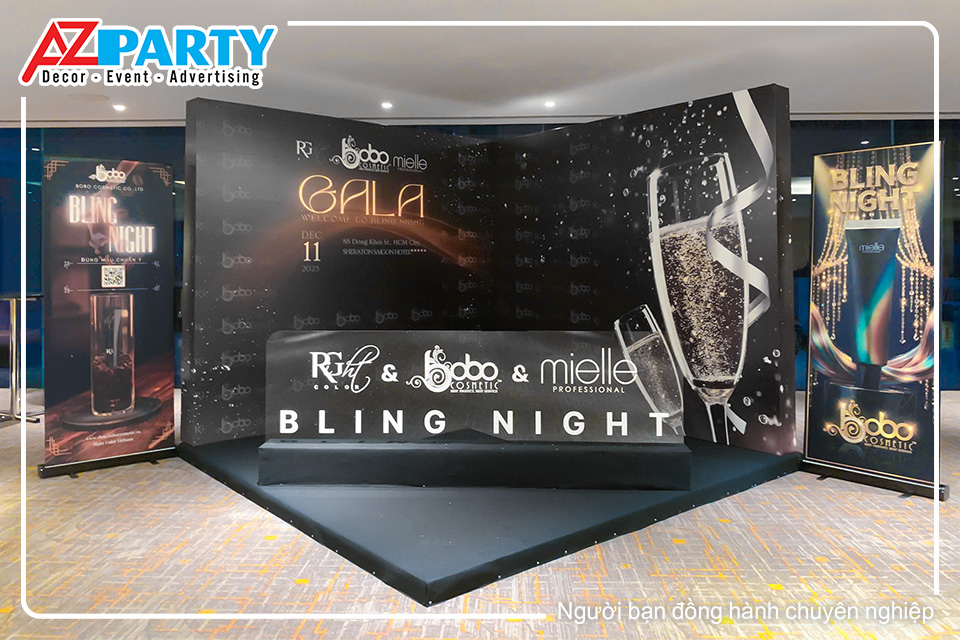 Booth checkin tone đen sang trọng huyền bí tại sự kiện Gala Bling Night của Thương hiệu Bobo Cosmetic 