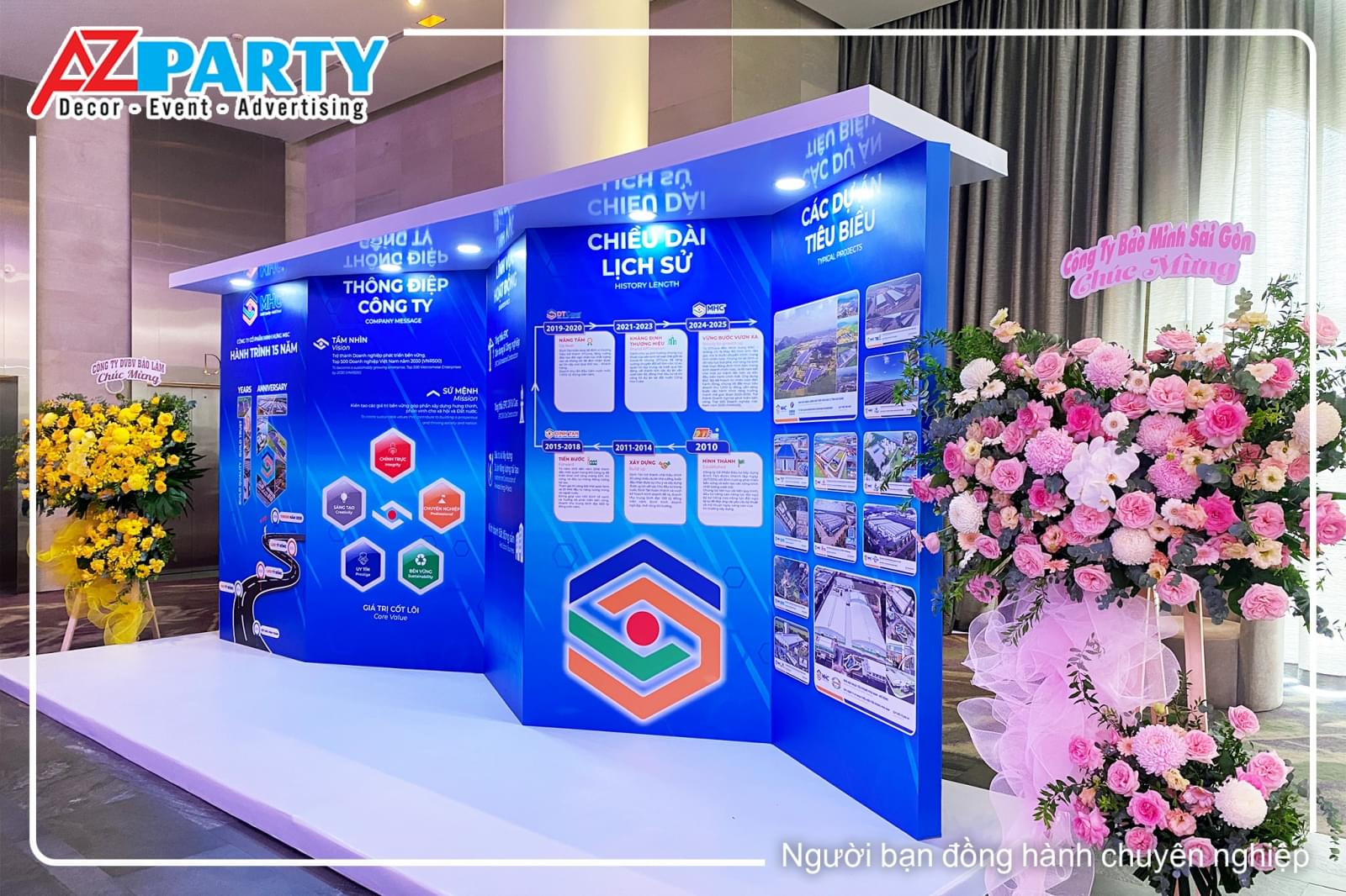 góc chụp xéo của backdrop checkin